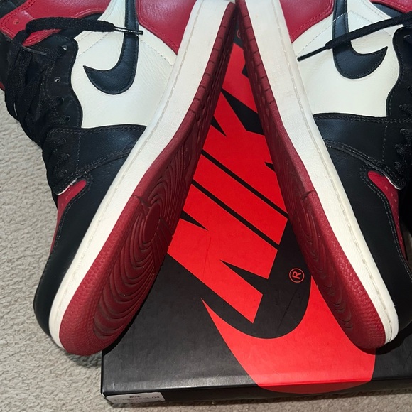 Jordan 1 bred toe - Picture 3 of 6